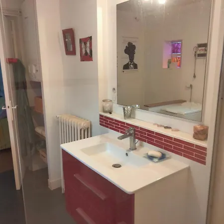 Grand Calme Et Lumineux Appartement